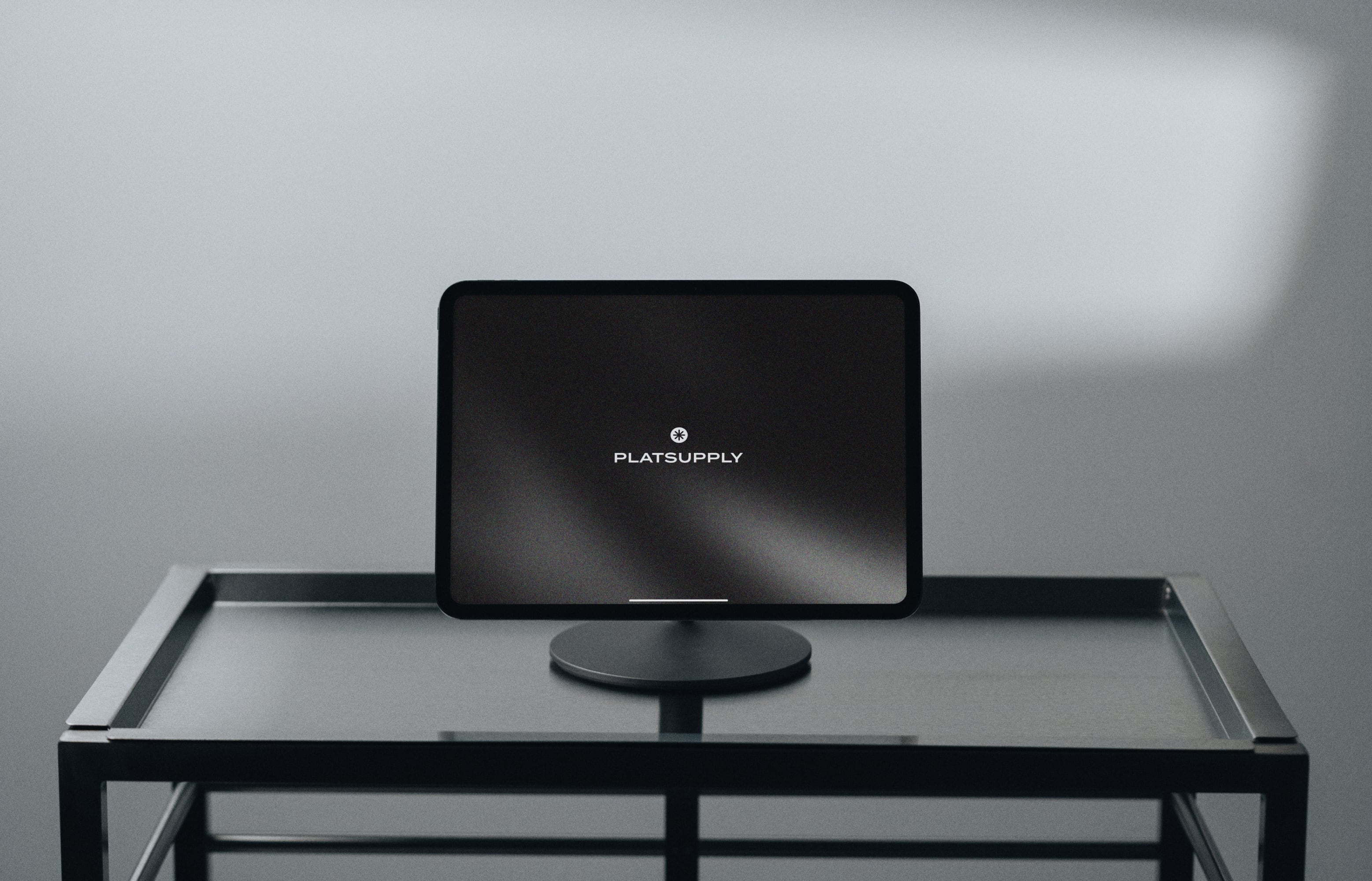 Minimal iPad Mockups – A Simple Way to Present Your Work Better